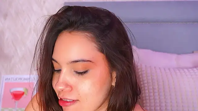 Chatroom XXX en direct de Sofy_Bradd