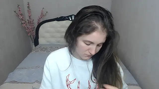 Holliy_Cooper: απευθείας συνομιλία ΧΧΧ