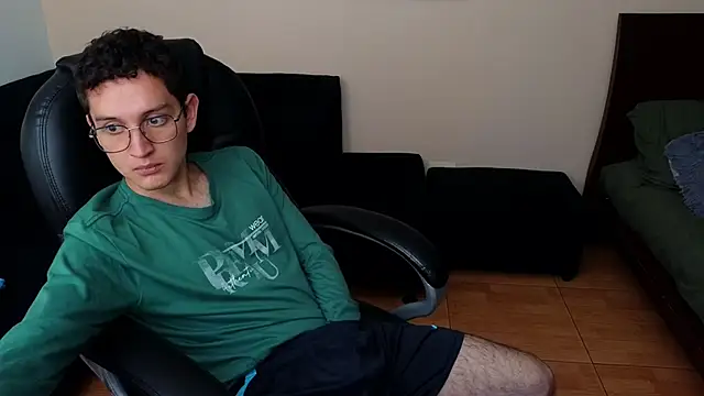 gamercum33 webcam show