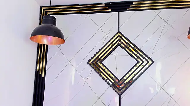 EmilyDiaaz 即時 XXX 聊天