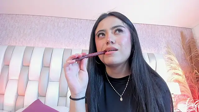 Rebeca_jones' Live XXX Chat