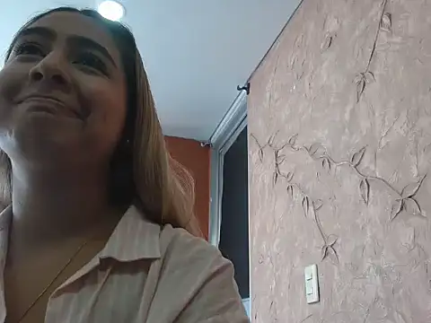 Miabonnett_ Live XXX-chat