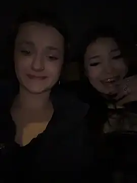 KittyQueeny Chat XXX in diretta