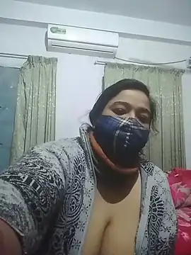 momo_loves – webcam-show