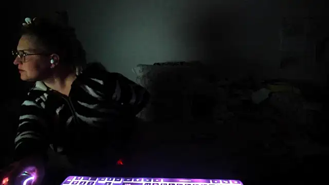 IamYourNarcotic Webcam Show