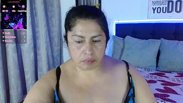 Pokazy przed kamerką – Keyla01_