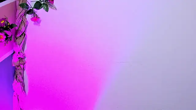 Chat XXX en directo de little_emma0