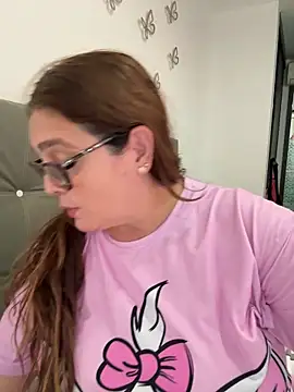 AntonellaVioleta Chat XXX in diretta