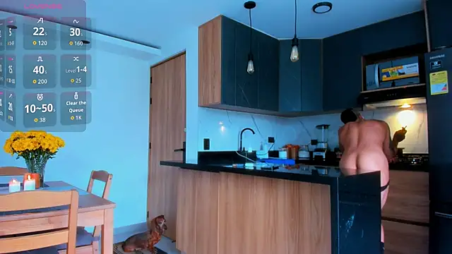 fitnolan élő XXX-chatje