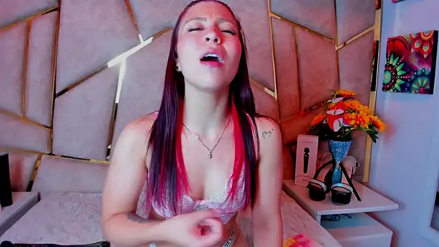 MelanyAss_ Chat XXX in diretta