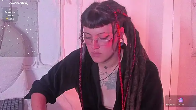 _sharlotte777 élő XXX-chatje