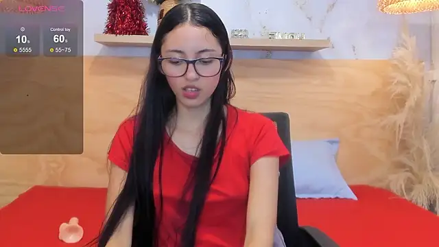 Lasira_Thill 现场XXX聊天