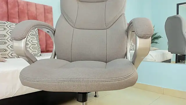 tati_saldarriaga élő XXX-chatje