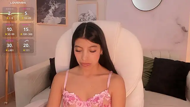 Tiffany_Low's Live XXX Chat