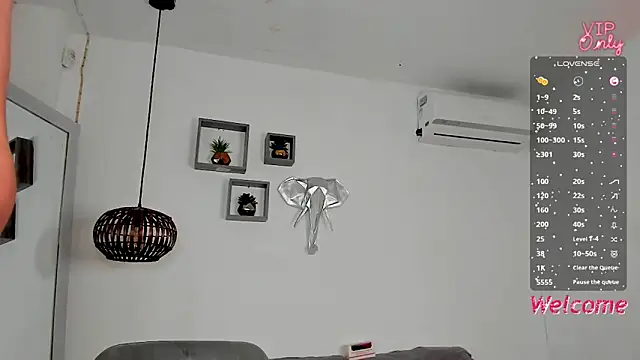 AmberAdams_'s Live XXX Chat