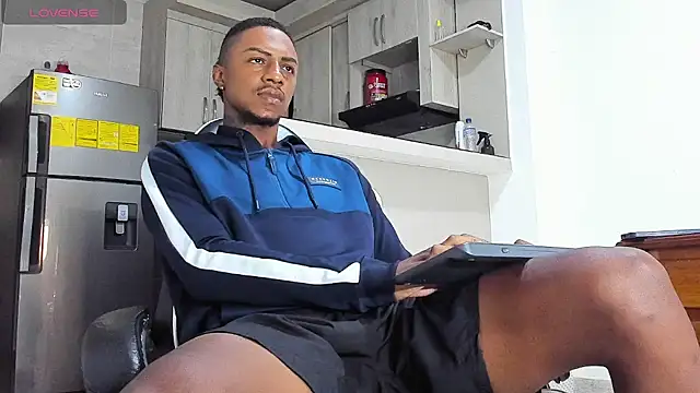 YeremiBrowm: вебкам-шоу