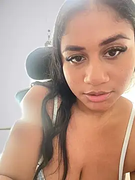 SSCARLETH_ Adlı Modelin Canlı XXX Sohbeti