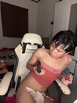 Plaxtique Live XXX-Chat