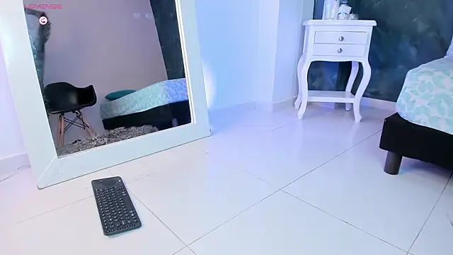 GingerMoon_ Adlı Modelin Canlı XXX Sohbeti