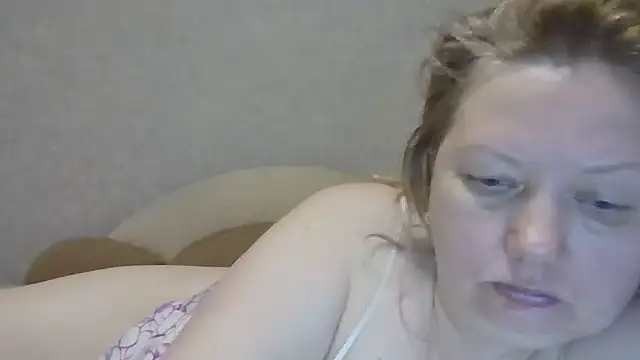 Lusi-777のライブXXXチャット