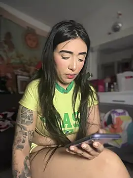 kiaraglam2 Live XXX-chat