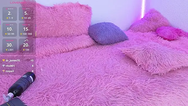 hime_ko élő XXX-chatje