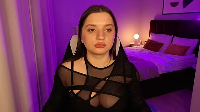 kirastorm_ live XXX chat