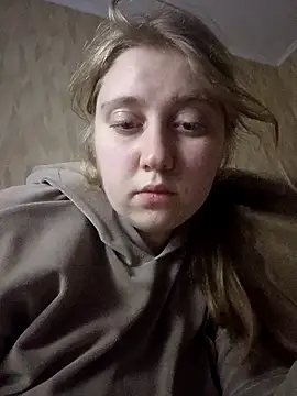 AnastasiaSky19 élő XXX-chatje