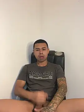 _Logan_Colton_: απευθείας συνομιλία ΧΧΧ