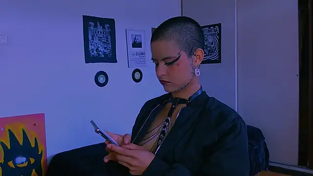 alex_one888: απευθείας συνομιλία ΧΧΧ