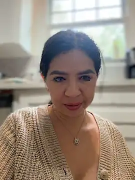 Gringo_XXX_Latina 即時 XXX 聊天