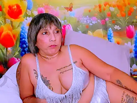 Онлайн чат XXX indianroxy