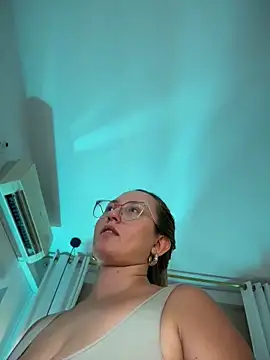 halaaa_1 Chat XXX in diretta