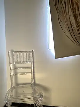 KloePink_ Adlı Modelin Canlı XXX Sohbeti