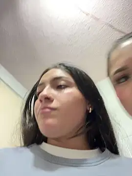 Онлайн чат XXX Alyha_Cortes