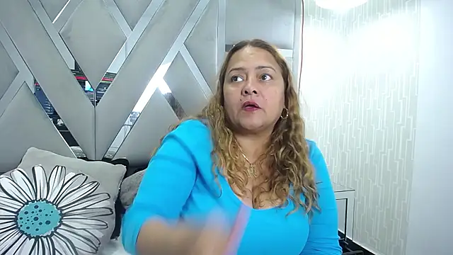 MonzerratBoyerのウェブカメラショー