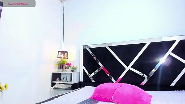 iisabella_noa Live XXX Chat