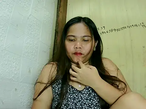 Živý XXX chat xxsimplypinayxx