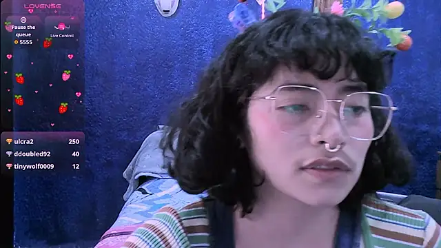 NinaYellow Live XXX-Chat