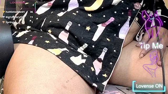 MrAndMrsCrook Live XXX-Chat