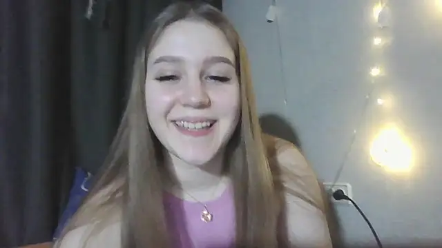 yourhoney_Lola_ élő XXX-chatje