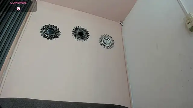 TAYSON_SCOTT: διαδικτυακό σόου στην κάμερα