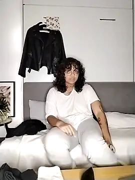 therealsun8: онлайн-секс-чат