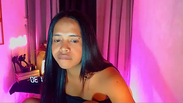 Lorainnelustts Live XXX-chat