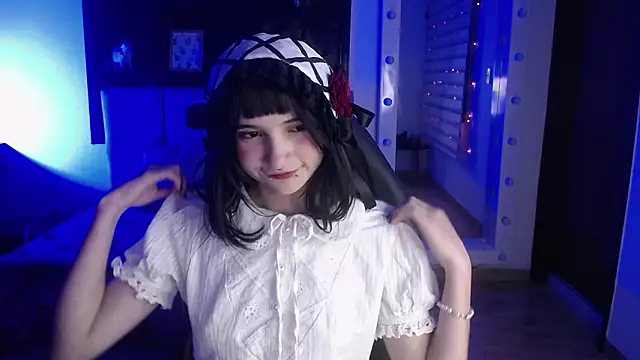 _Charlotte_Collins_: απευθείας συνομιλία ΧΧΧ