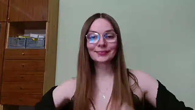 دردشة LooveELLYx الجنسية المباشرة