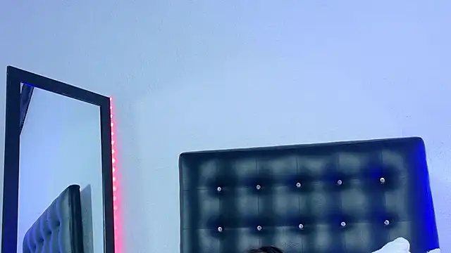 Chat XXX ao vivo de Skinny_hottie18