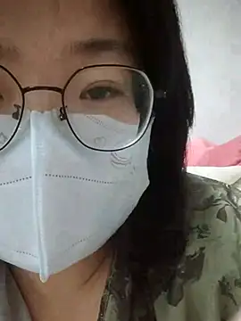 miniiceyya Chat XXX live