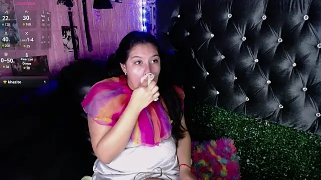 Mimi_Curvy – Naživo XXX chat