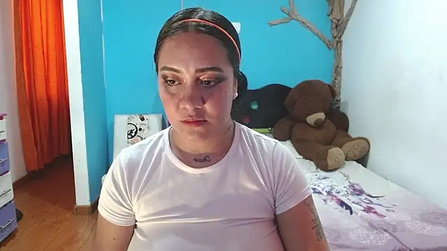 XXX chat uživo modela Andrea_deepsloppy